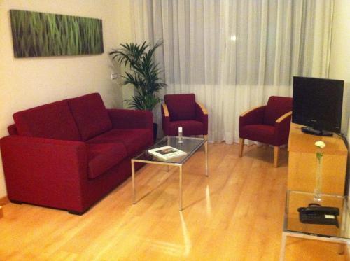 Hotel-Apartamentos Tartesos Las Rozas de Madrid Bagian luar foto